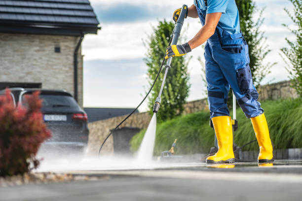 Best Deck Cleaning Services  in Eastport, NY