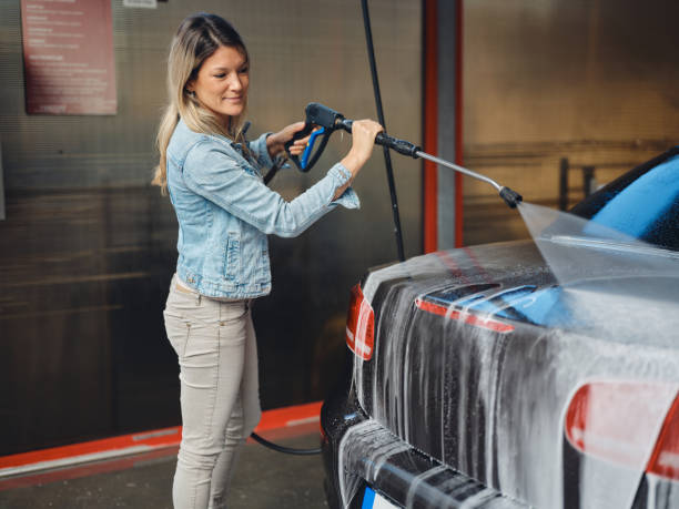 Best Pressure Washing Contractors  in Eastport, NY